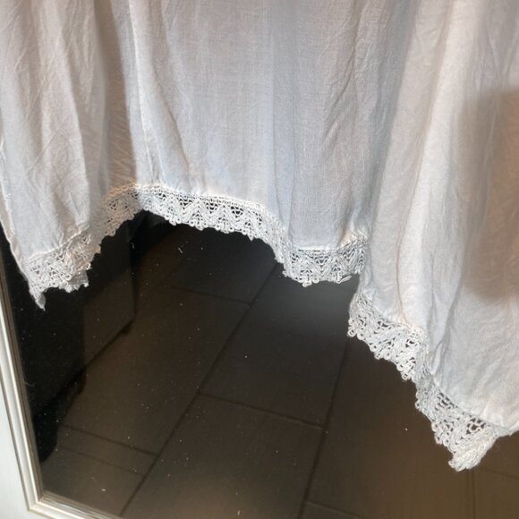 White Lace/Embroidered Summer Dress - Picture 6 of 6